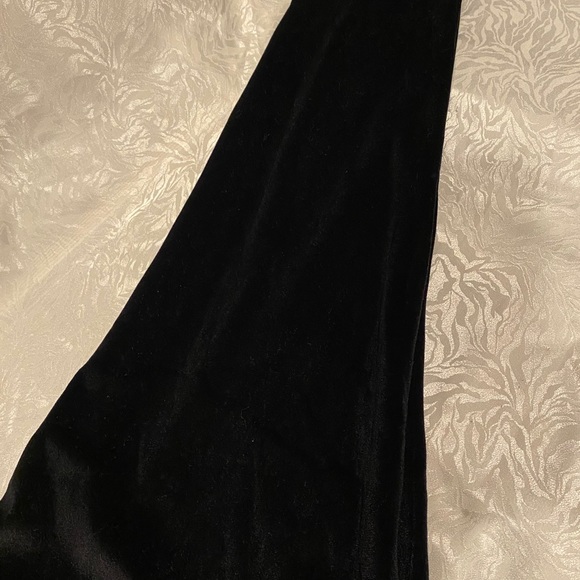 Ladies black velvet jumpsuit 3/4 sleeves size 3/4 - Picture 6 of 8